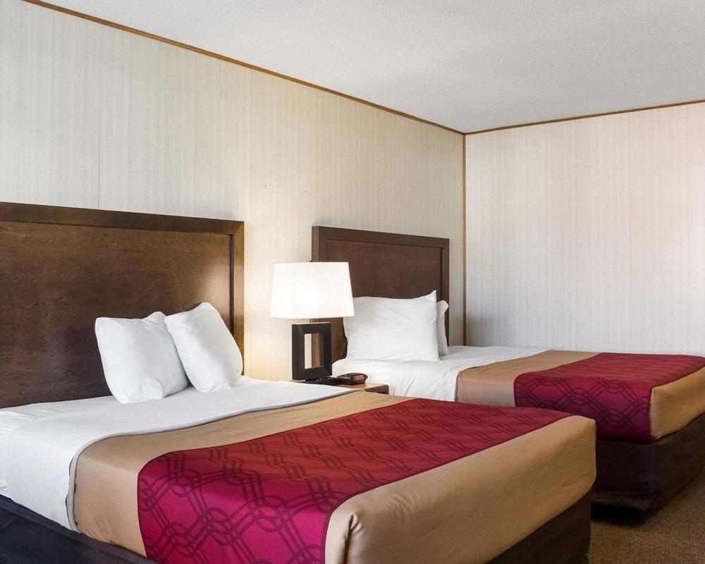 וול Econo Lodge מראה חיצוני תמונה