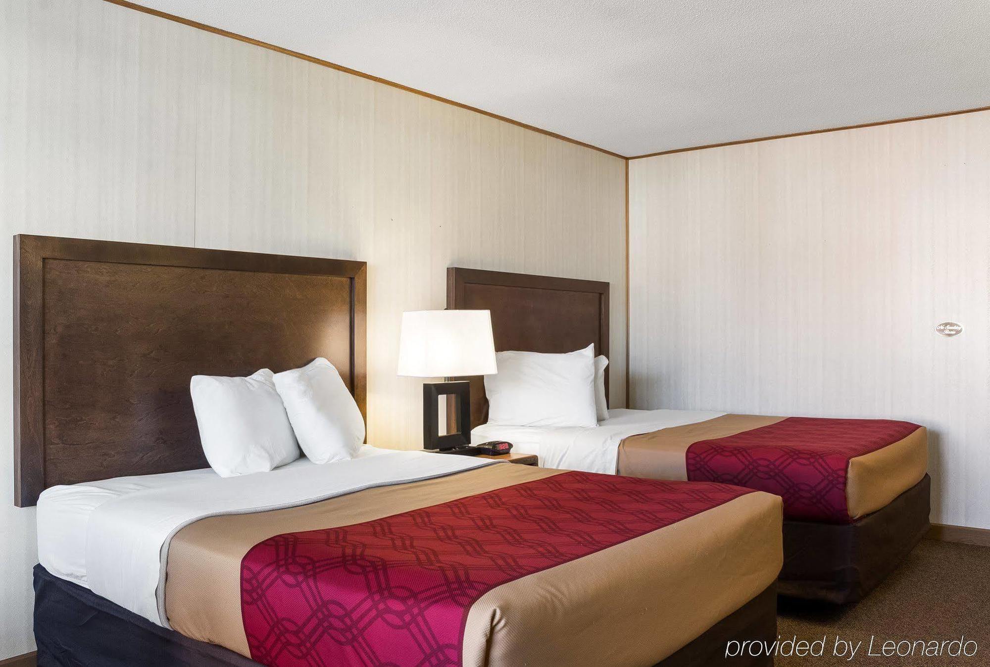 וול Econo Lodge מראה חיצוני תמונה
