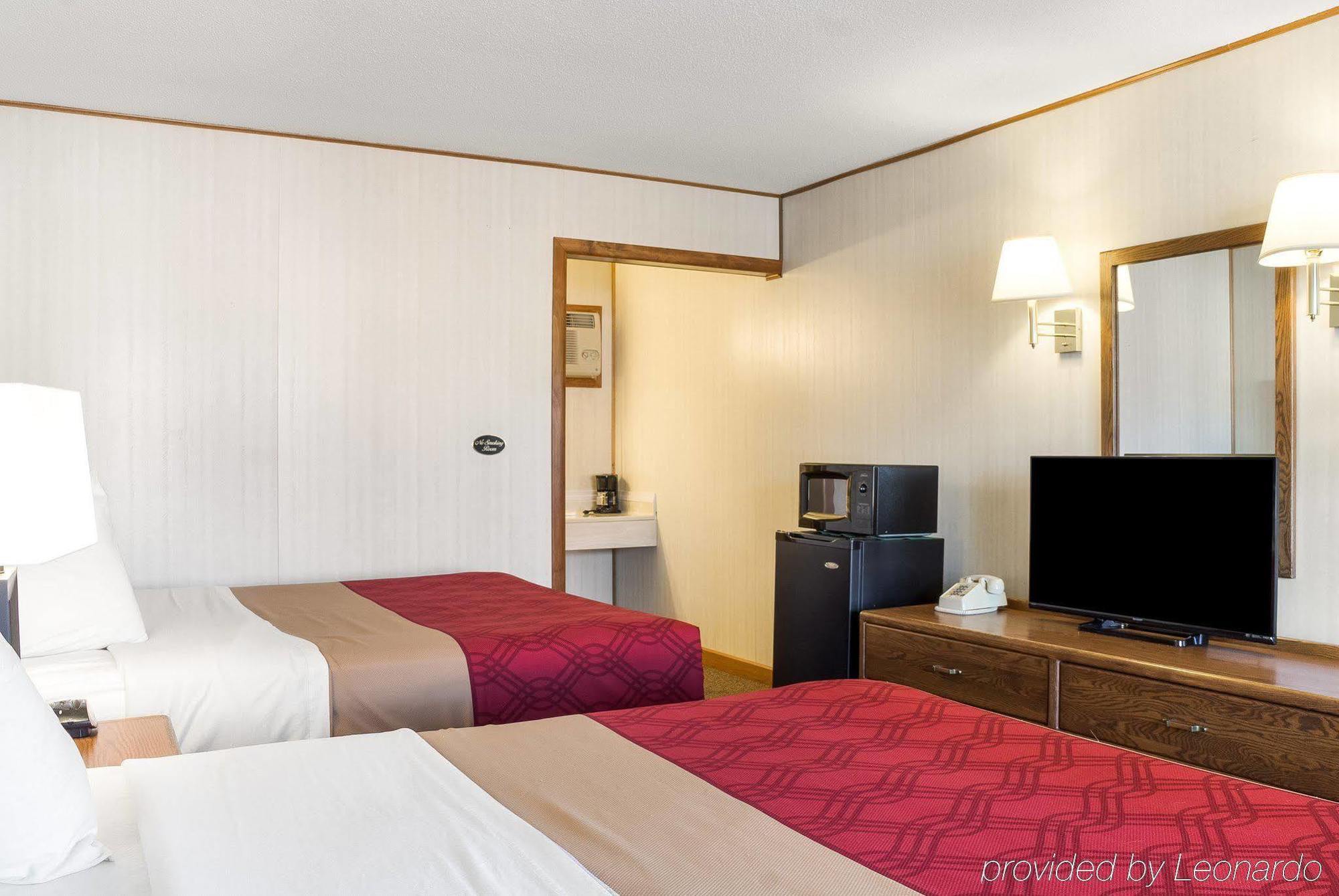 וול Econo Lodge מראה חיצוני תמונה