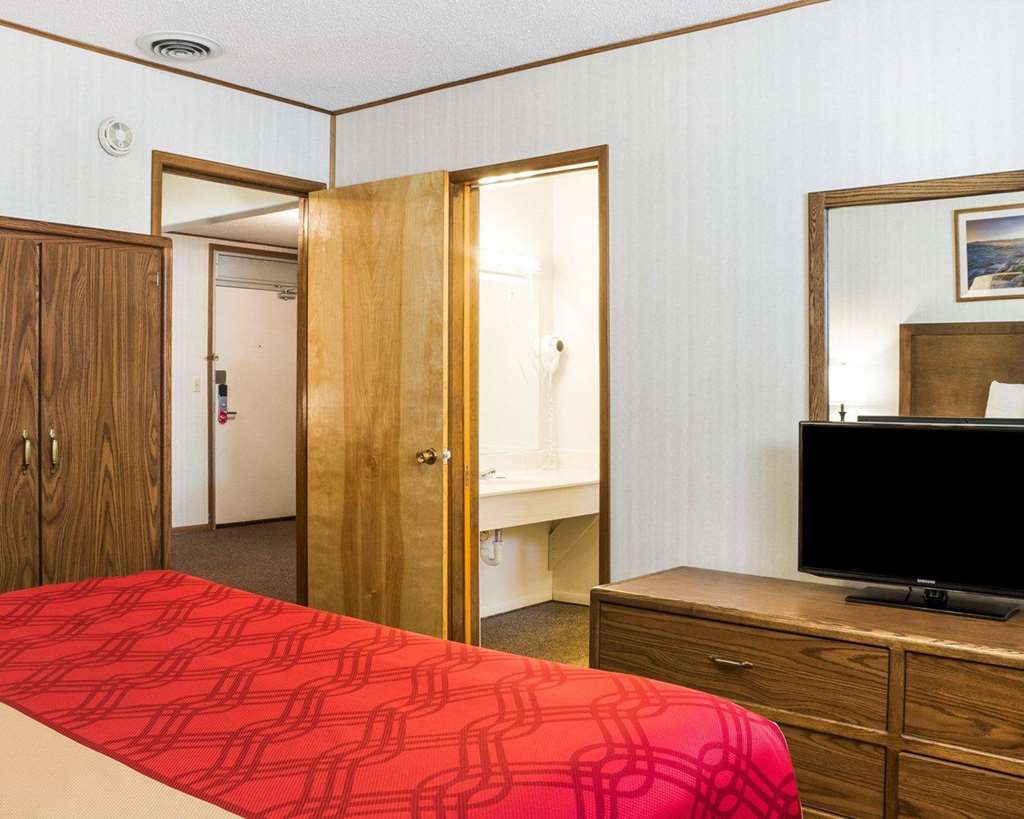 וול Econo Lodge חדר תמונה